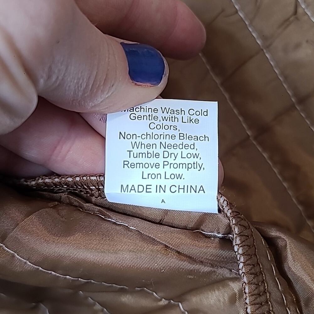 Unique, funky patchwork style quilted vest - image 8